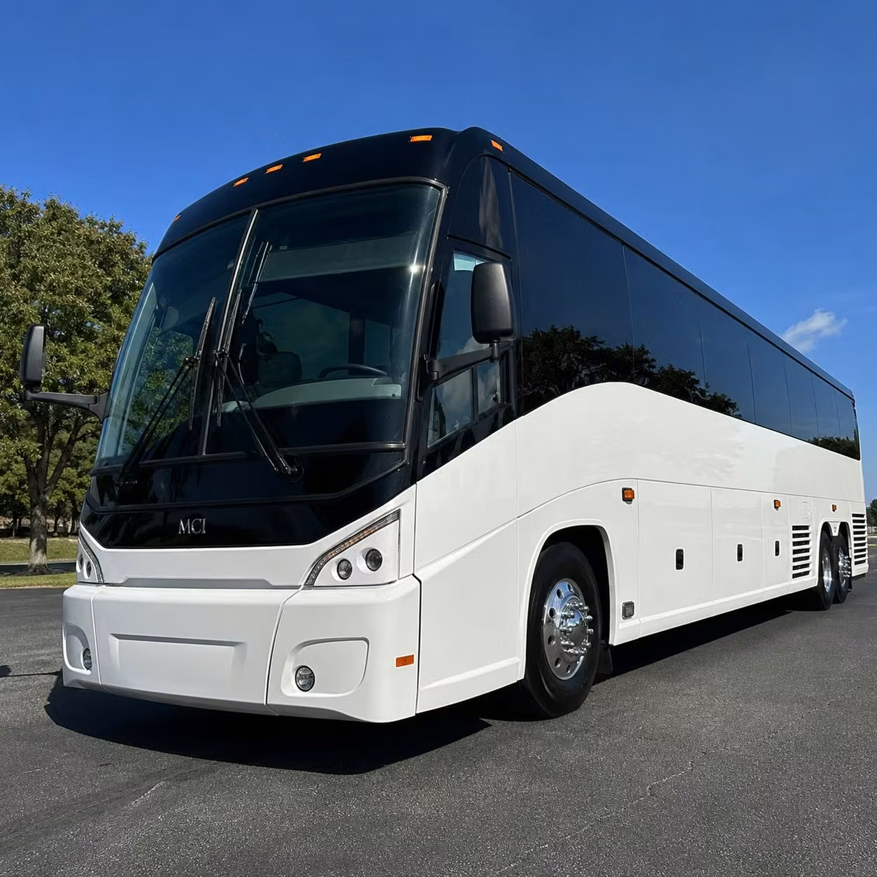 multi day bus rentals for huntington beach groups heading to national parks and beyond