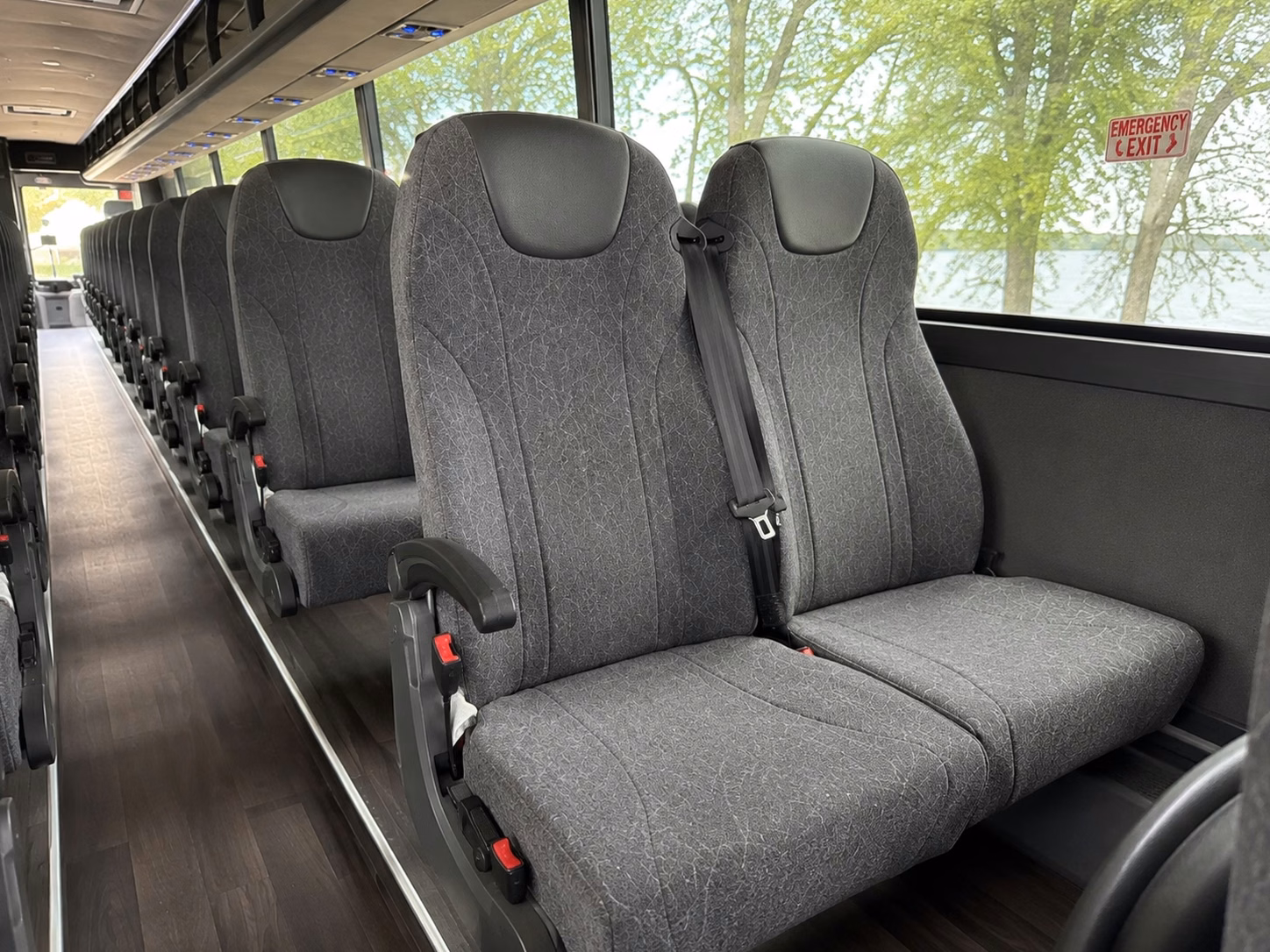sofi stadium shuttle buses from huntington beach for rams and chargers games