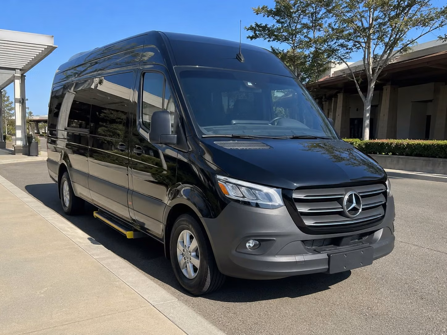 wedding shuttle services bus rentals in huntington beach
